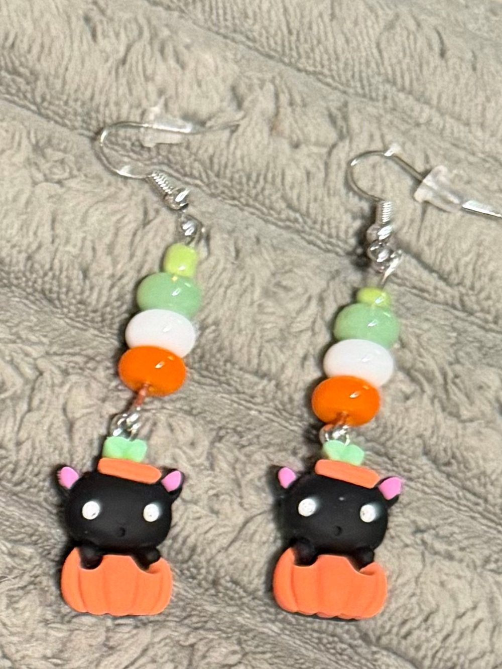 Cute Black Cat in Orange Pumpkin Earrings - Green & White Beads